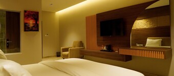 อีวานา โฮเทลส์