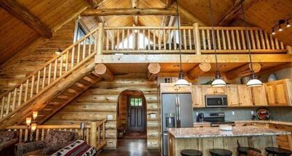 LOG HOME new built- 4bds-3 levels-golf nearby