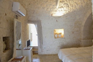 5 camere, Wi-Fi gratuito, lenzuola