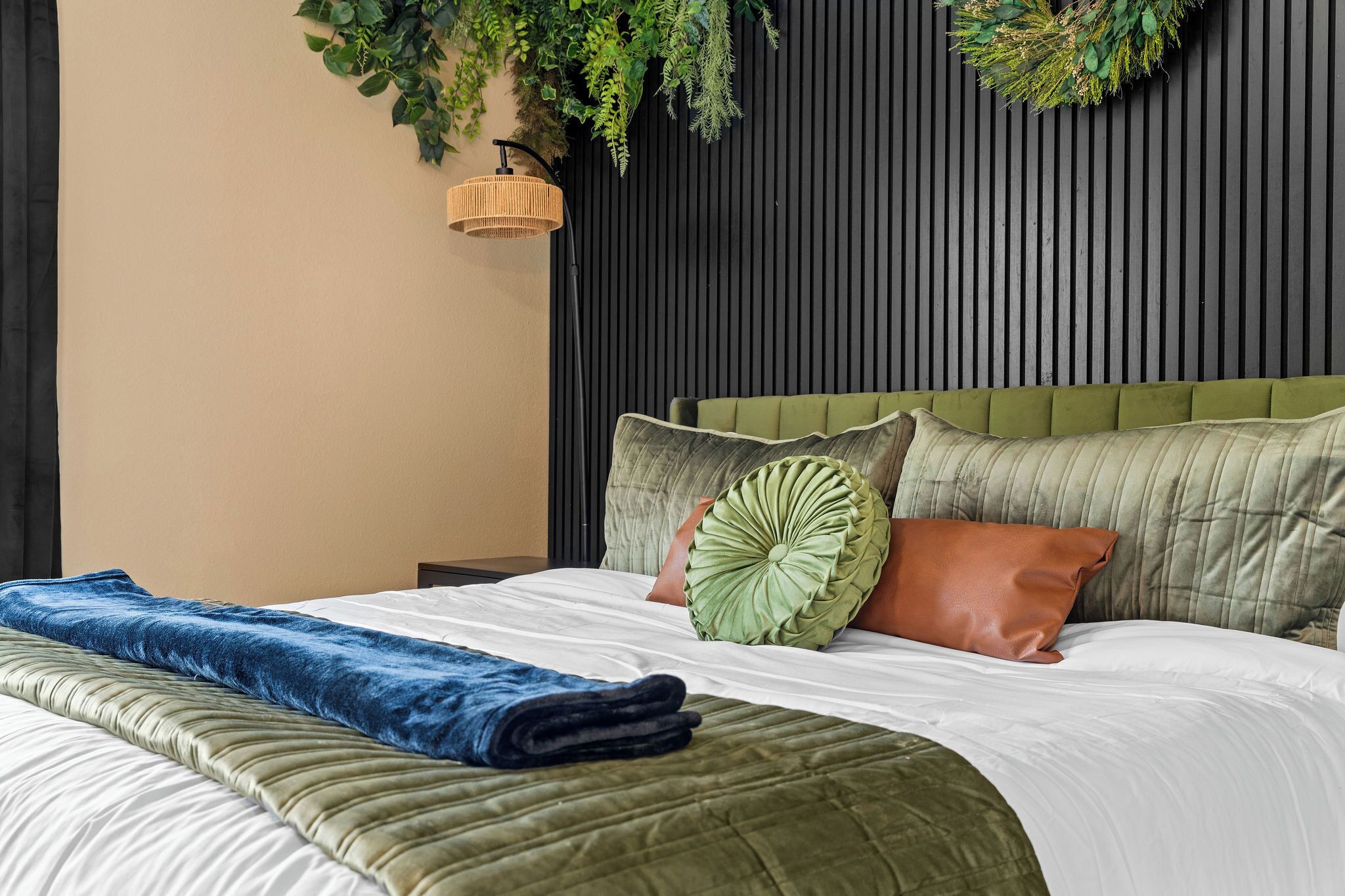 3 habitaciones, tabla de planchar con plancha y wifi gratis 