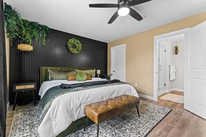 3 chambres, fer et planche à repasser, Wi-Fi gratuit, draps fournis