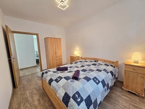 3 Schlafzimmer, Bügeleisen/Bügelbrett, kostenloses WLAN, Bettwäsche