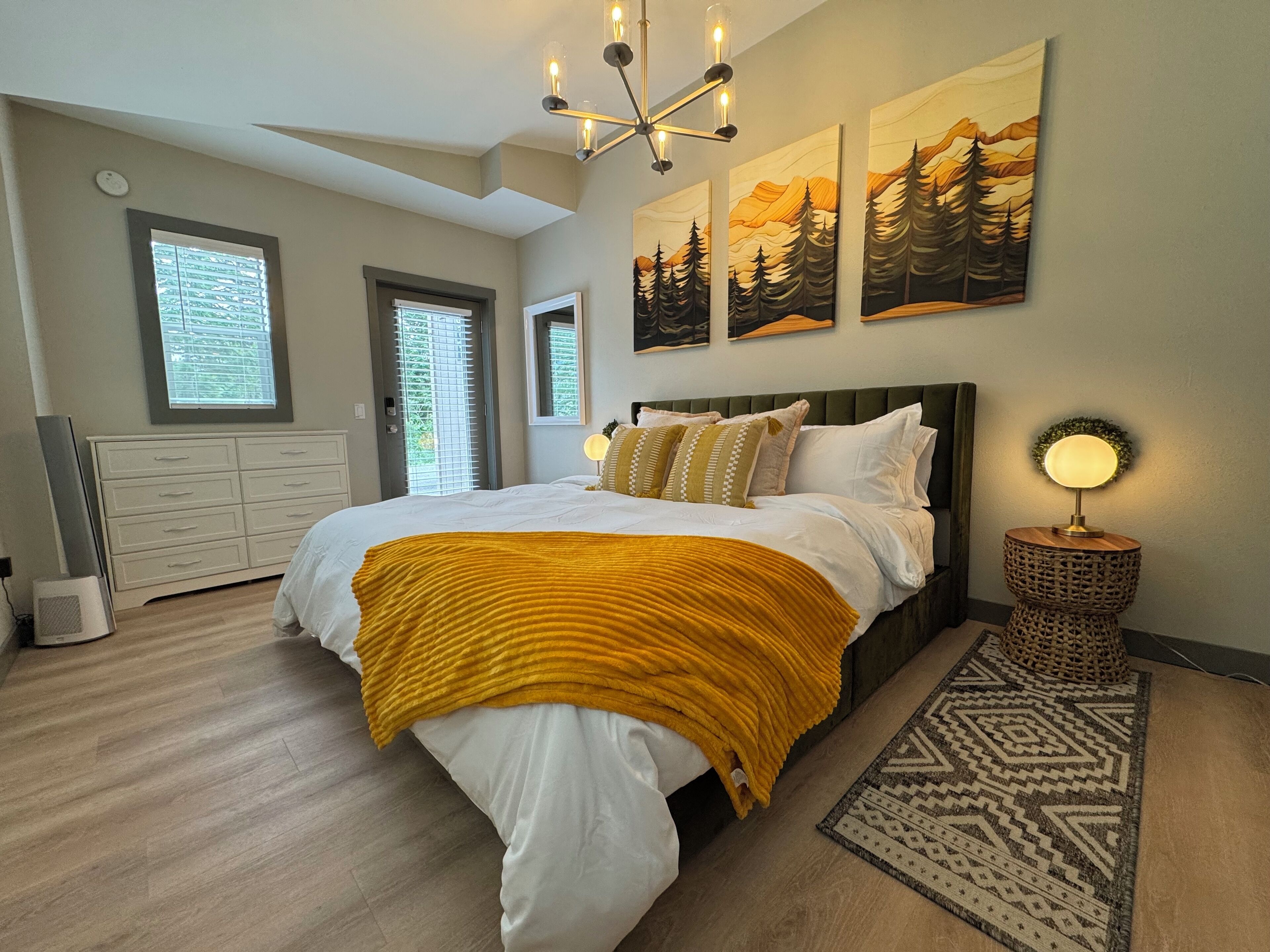 2 bedrooms, desk, free WiFi, bed sheets