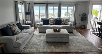1-Min Walk to Private Beach, Lake Views, Pickleball, Gated Family Getaway!
