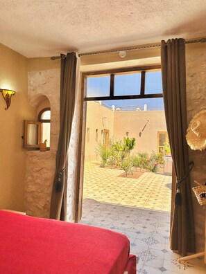5 bedrooms, iron/ironing board, WiFi, bed sheets - Le riad Maj nia housse (Essaouira)