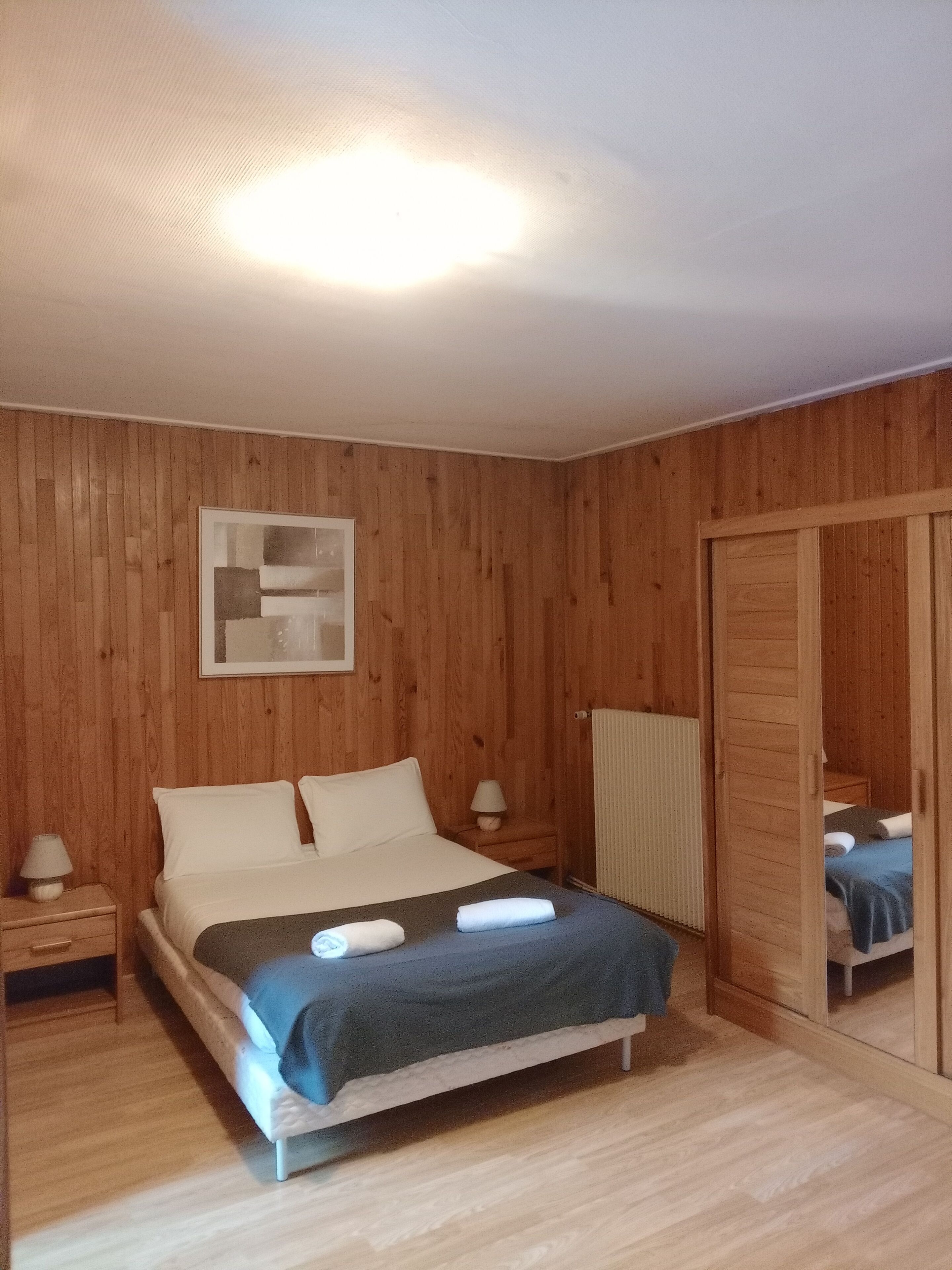 Family Triple Room | Desk, free WiFi