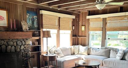 Beachfront Cottage with panoramic views of Long Island Sound in Madison CT