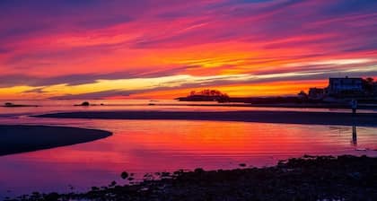 Beachfront Cottage with panoramic views of Long Island Sound in Madison CT
