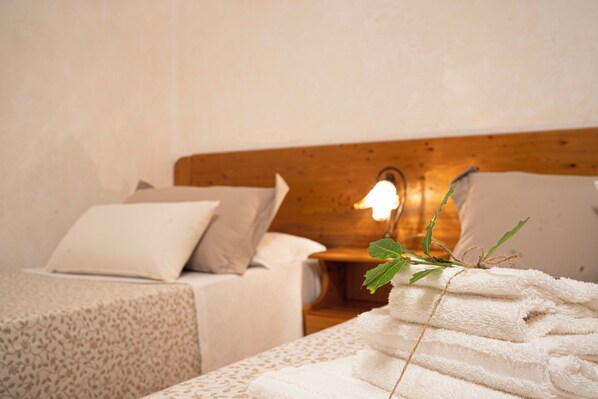 3 bedrooms, WiFi, bed sheets