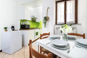 Microwave, oven, stovetop