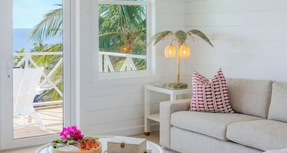 Great Guana Cay 1-Bedroom, 2-Story Pet-Friendly Villa Overlooking Sea of Abaco