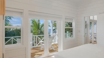 2 bedrooms, in-room safe, iron/ironing board, free WiFi