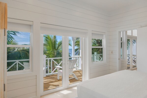 2 bedrooms, in-room safe, iron/ironing board, free WiFi