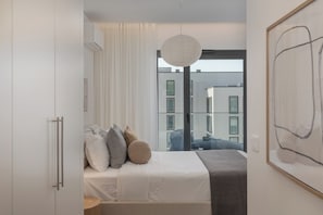 2 chambres, fer et planche à repasser, Wi-Fi, draps fournis