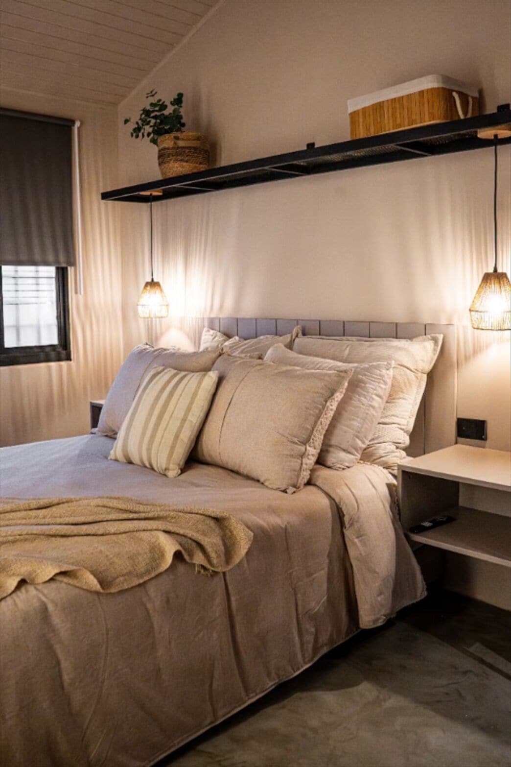 Minibar, wifi gratis y ropa de cama 