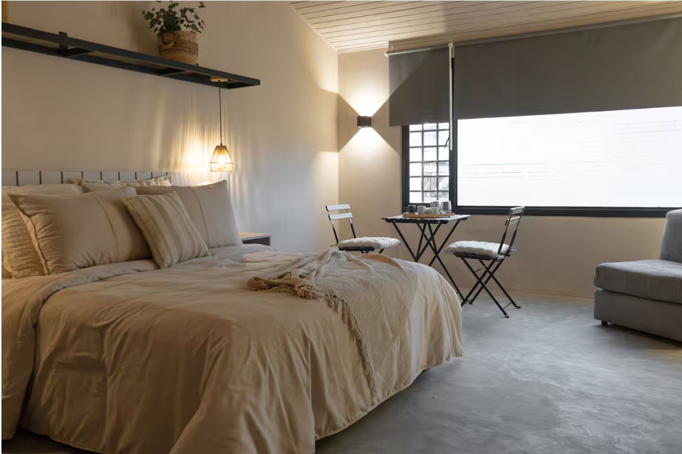 Classic Double Room (04) | Minibar, free WiFi, bed sheets