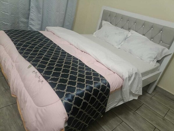 1 bedroom, iron/ironing board, WiFi, bed sheets