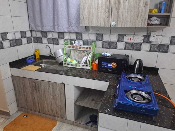 Microwave, stovetop