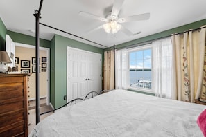 5 chambres, accès au Wi-Fi (inclus), literie fournie