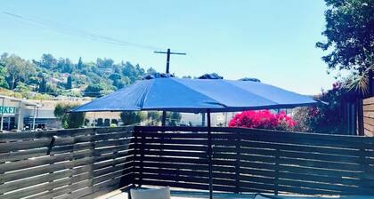 Luxury 1BD Silver Lake Retreat. Private Stay in a Prime Location & Mountain View