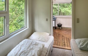 4 habitaciones y cuna de viaje 