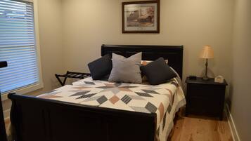 1 slaapkamer, een strijkplank/strijkijzer, wifi, beddengoed