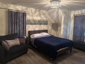 1 bedroom, free WiFi, bed sheets