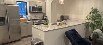 Charming 1-bedroom carriage house apartment with private garage