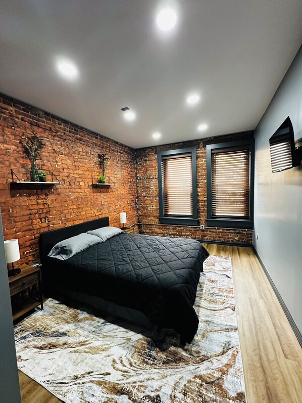 2 chambres, fer et planche à repasser, accès au Wi-Fi (inclus)