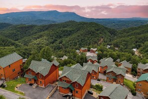 House (6 Bedrooms) | Interior - All Fun & Games by Avantstay Indoor Pool, Game Room, Theater, Mountain Views Near Pigeon Forge & Dollywood (Sevierville)