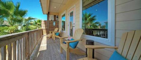 House (6 Bedrooms) | Interior