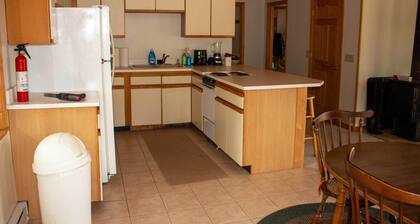 Lakeside Retreat – Twin Lakes Cabin, Bois Blanc Island