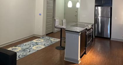 Keep it simple at this peaceful and centrally-located place with plenty of space