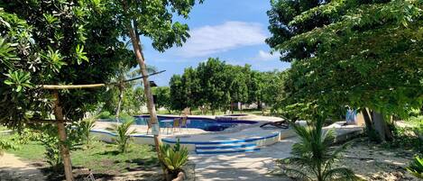 Utomhuspool