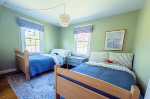 3 dormitorios, tabla de planchar con plancha, wifi y ropa de cama