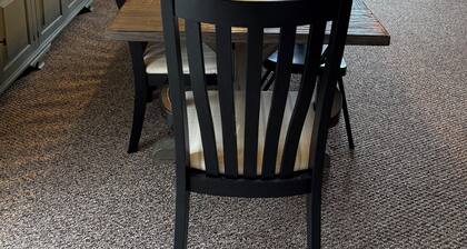 Riders welcome! Gorgeous 3-bedroom house with WiFi in Errol