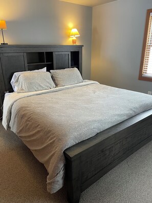 3 bedrooms, WiFi, bed sheets