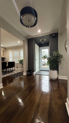 Timeless Luxury Elegant Escape