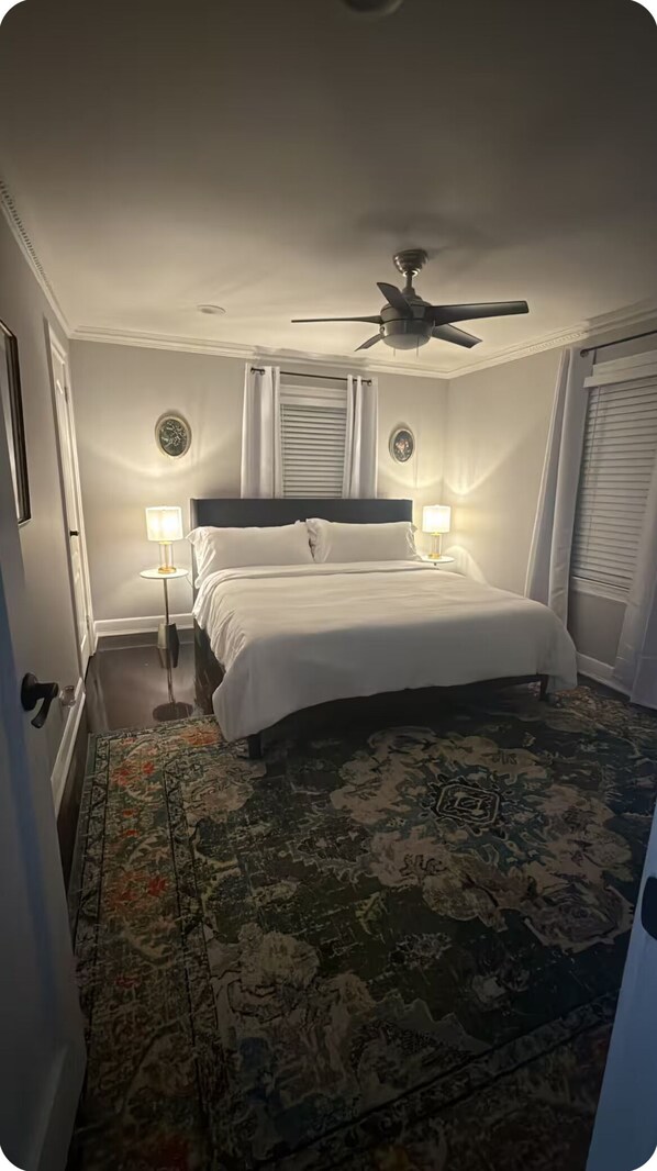 2 bedrooms, desk, iron/ironing board, travel crib