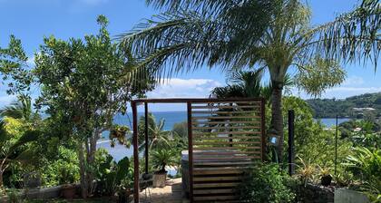 A cosy nest on Tahiti's East Coast