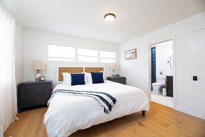 3 Schlafzimmer, Reisekinderbett, kostenloses WLAN, Bettwäsche