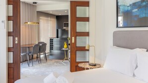 1 bedroom, in-room safe, iron/ironing board, WiFi (free)