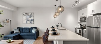 Luxury 2Bd Condo DT Minneapolis, Minutes From Convention Center & US Bank Arena