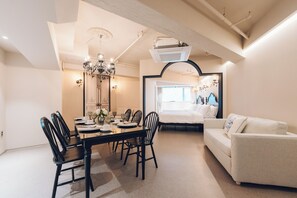 Luxury Quadruple Room