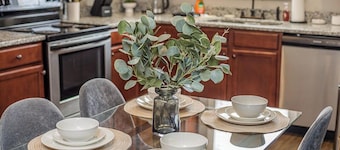 4 BD Normalview: Comfort & Charm