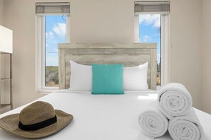 3 bedrooms, iron/ironing board, WiFi