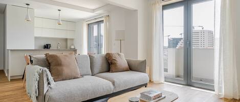 Télévision, chaîne hi-fi