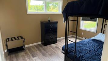 2 bedrooms, free WiFi, bed sheets