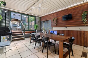 Dining - Family Retreat: Sydney Harbour, The Star | Pool + Games (Pyrmont)