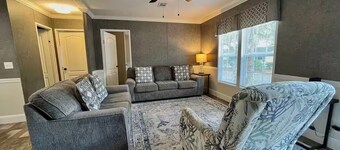 Charming 3-bedroom house with AC, WiFi in Enjoyable Beaufort